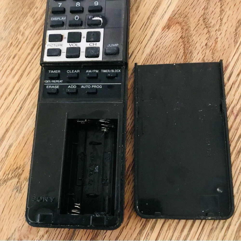 Vintage Sony Trinitron TV RM-758 Remote Control OEM, Sony TVs
